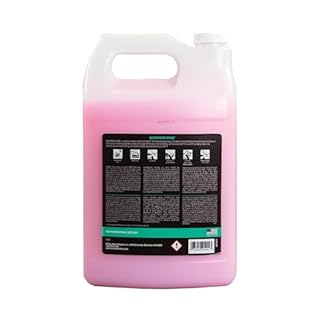 Malco Showroom Shine Spray Car Wax and Instant Detailer - Best Car Wax Spray for Professional Finish/Easy to Use Instant Detailer/Cleans and Waxes Painted Surfaces, Metal and Glass (110401)