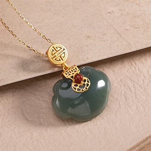 Pendentif en jade de Hetian naturel un bijou géométrique élégant et raffiné