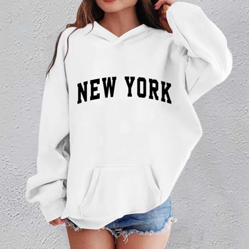 Joli pull doux fille activités extérieur vêtement blanc