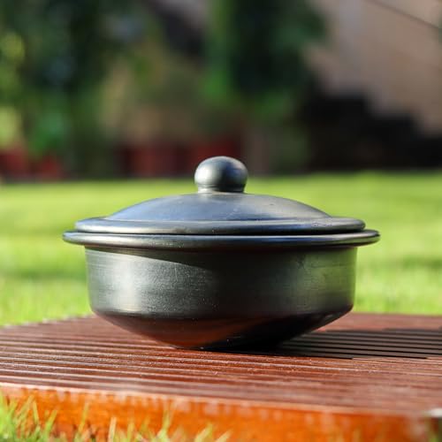 Swadeshi Blessings Exclusive Range Unglazed Earthen Dahi Handi/Curd Pot/Clay Pot with Lid Also for Serving (with Natural White Firing Shade) (Black, 1 litres)