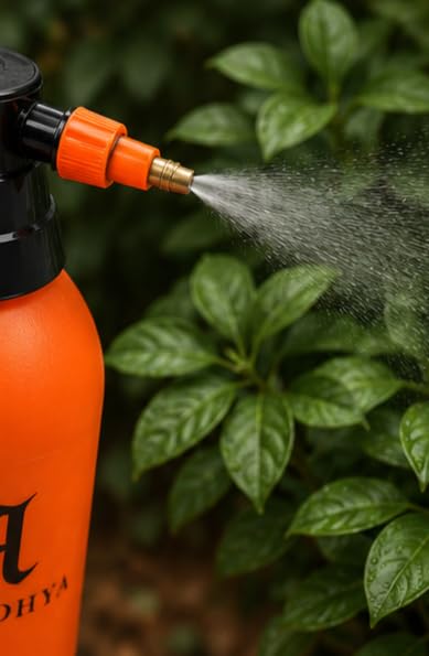 Image of 2-Liter Pump Pressure Sprayer - Handheld Garden Sprayer