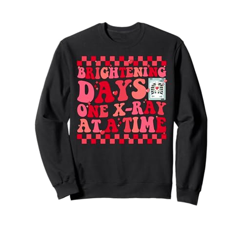 Brightening Days One X-Ray At A Time �g���[�i�[