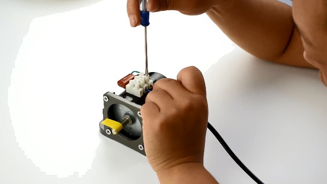 60KTYZ 110V 60-72RPM Permanent Magnet Synchronous Gear Motor with Fixed Bracket and Power Cord Switch Plug