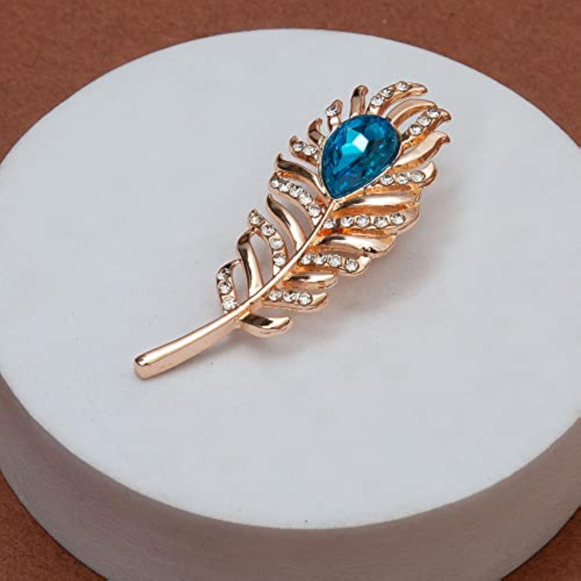 Men's Brooch/Lapel Pin, Stylish Accessory