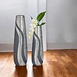 Lassen Sie Ihre Kreativität freien Lauf und dekorieren Sie die Bodenvase ganz nach Ihren Wünschen, ob mit Trockenblumen oder Ästen.