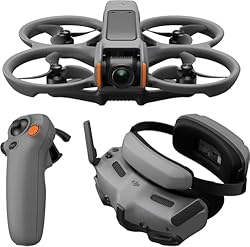 DJI Pack Avata 2 Vuela Más (1 batería), dron FPV c...: Libera el vuelo inmersivo lleno de adrenalina - Visualiza las imágenes en las gafas como si estuvieras en la cabina del piloto y disfruta de una perspectiva asombrosa: pura emoción y libertad total. Control de movimientos intuitivo - Controla sin esf...