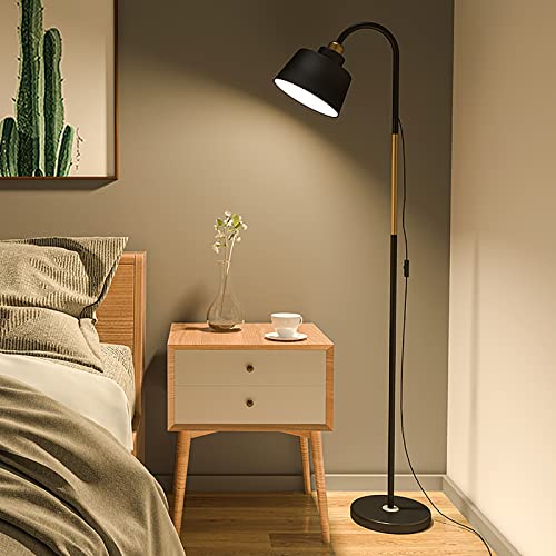 Lampadaire en métal orientable et hautes lampes pour salon moderne