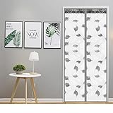 ✿Fermeture automatique : le rideau de porte à isolation thermique a un grand aimant intégré, le joint magnétique est très efficace, lorsque le rideau de porte est ouvert, il peut être fermé rapidement et hermétiquement automatiquement, les enfants et les animaux domestiques peuvent également entrer et sortir facilement, et il ne fera pas de bruit et ne vous dérangera pas, vous et votre famille, pour vous reposer et travailler.