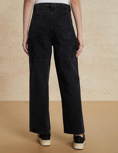 Image of Amazon Brand - Symbol Women's Wide Leg Cargo Jeans (High Rise | Ankle Length | Loose Baggy Fit) (Available in Plus Sizes)