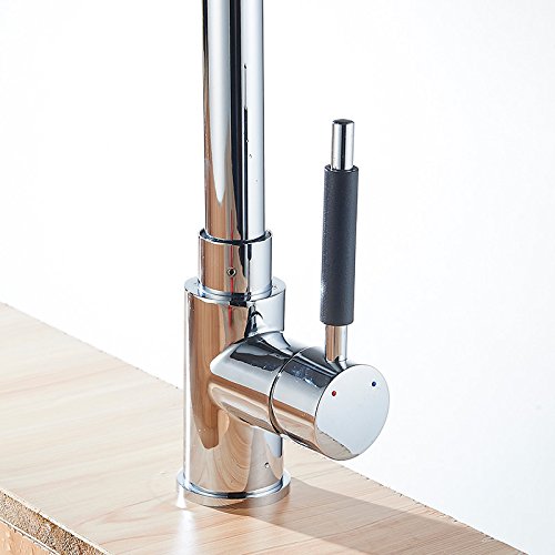 Robinet de cuisine design en grue surélevée avec commande à levier unique