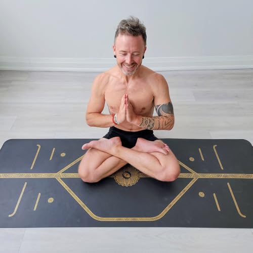 Liforme Travel Yoga Mat — 2mm Lightweight Eco-Rubber with Alignment Guides — view 8