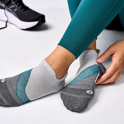 Image of Feetures Elite Light Cushion No Show Tab Sock Wave