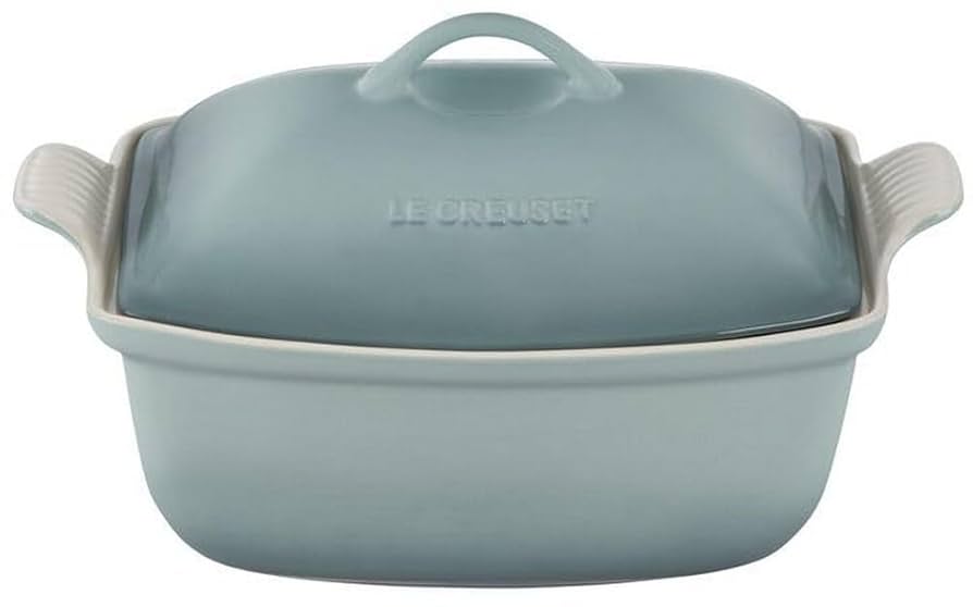 Le creuset ラベンダー セラミック 蓋付き容器 20cm Le creuset ラベンダー セラミック 蓋付き容器 20cm
