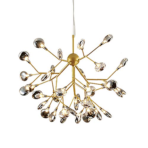 Lustre à 27 lumières pour éclairer un grand salon sombre avec style