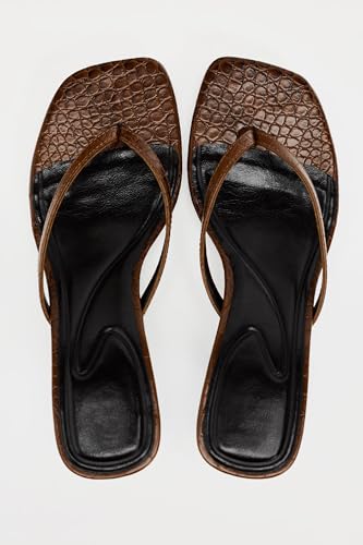 Women's Miami Kitten Heels Sandals Square Open Toe Thong Sandal Flip Flop Heels +Memory Foam Heeled Sandals for Women4