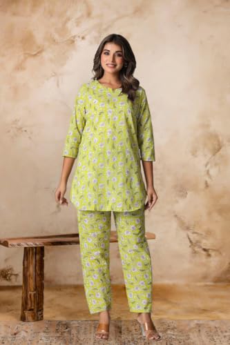 Image of Women's Pure Cotton Printed Night Suit,Top and Relaxed Pajama Set, Stylish Sleepwear, Casual Wear