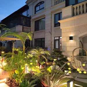 Heixry Upgraded Solar Swaying Light 8 LEDs Solar Garden Lights Outdoor Waterproof Swaying Solar Garden Lights Firefly Lights for Garden Yard Patio Pathway Decoration Warm White (2pcs)