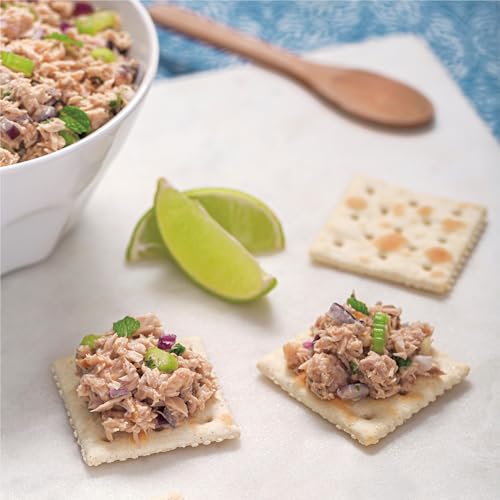 Premium Original Saltine Crackers, Lunch Snacks, 16 oz