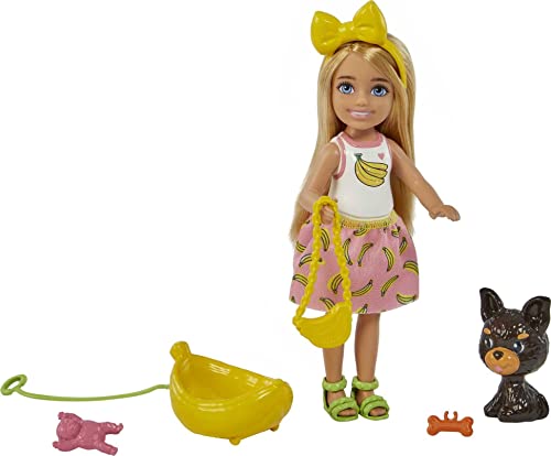 Muñeca Barbie Chelsea con accesorios y mascota miniatura 3