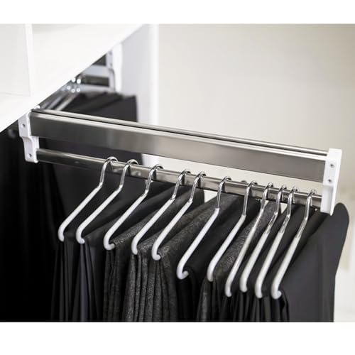 Cintres à pantalons coulissants et tringle extensible pour optimiser le dressing