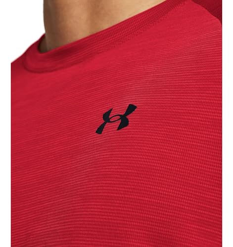 Haut à manches courtes UA Tech texturé rouge et noir 600 matière légère anti-transpiration - 5