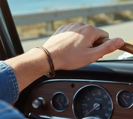 GENIQUE Adjustable Genuine Leather Bracelet