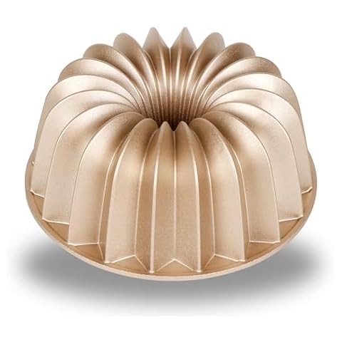 Baker's Secret Nonstick Fluted Cake Pans Cover