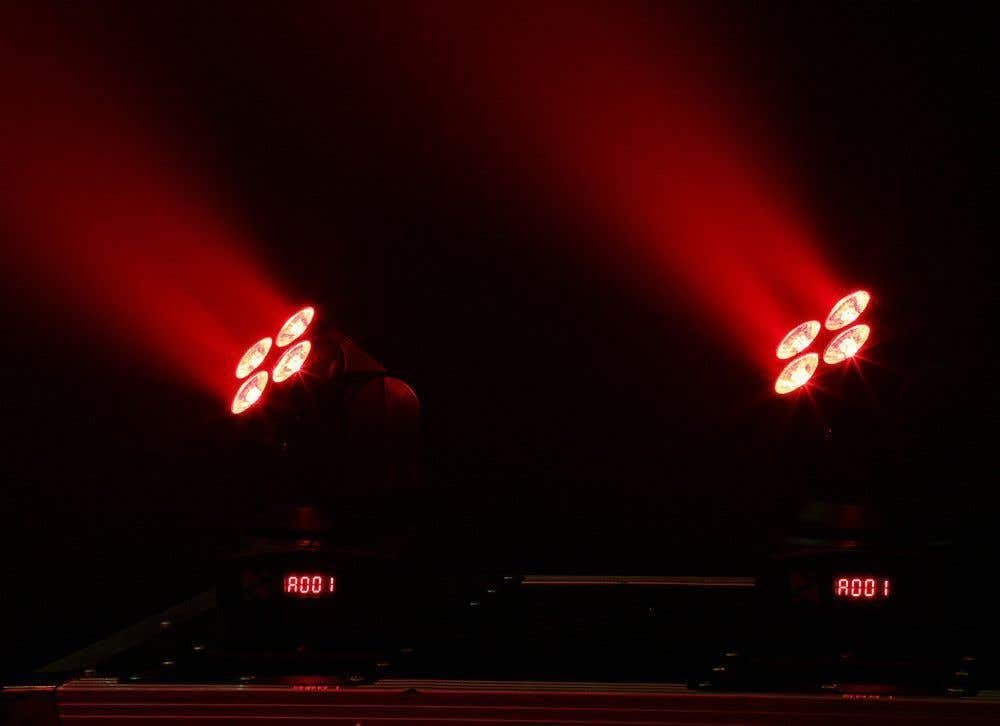 beamz MHL36 Moving Head Set 2 Riflettori LED 4x9W LED 4in1 RGBW 4 Show nero