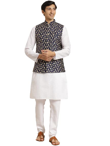 Kurta Chikankari blanc et veste Nehru pour les mariages et soirées Bollywood