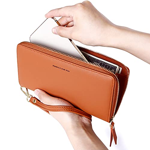 Save 24% on VOCUS Women's RFID Blocking Travel Wallet - Image 6