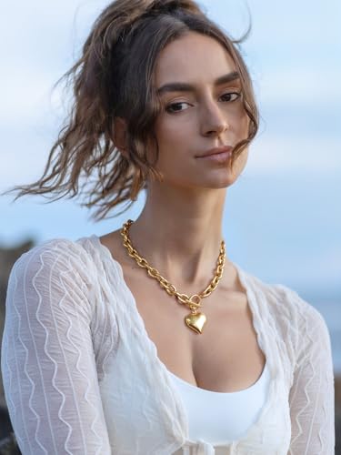 Heart Pendant Necklaces for Women Statement Chunky Chain Necklace Love Heart Charm Choker Necklace3