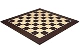 Design elegante: il legno scuro e ricco di wengè con sorprendenti motivi a grana parallela contrasta magnificamente con i quadrati in acero chiaro per un look sofisticato.