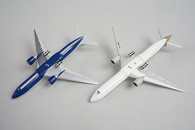 Amazon.co.jp: herpa ヘルパ 1/500 B777-300ER SINGAPORE AIRLINES