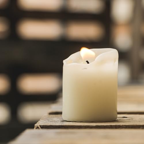ToCi 4 x LED Candles White Diameter 7.5 x 12.5 cm, Flameless Real Wax Candles with Timer & Black Wick - Image 4