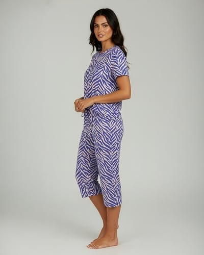 Image of Real Essentials 2 Pack: Womens Pajamas Short Sleeve Sleepwear Tops and Capri Pants Pjs Print Pajama Sets (Available In Plus)