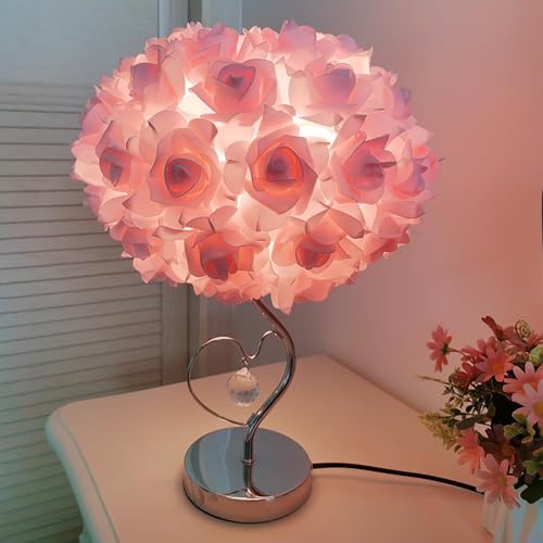 Lampe de table romantique rose, le cadeau idéal avec base cœur pour femme