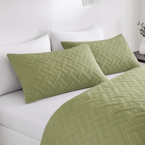 Image of BSB HOME 100% Cotton Ultrasonic 280 Tc Solid King Size Quilted Bed Cover /Bedspread /Rajaai with 2 Pillow Case, (Luxurious, Olive Green or Pastle Green, 90X100 Inches, 254X228 cm)
