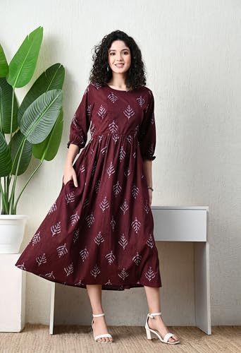 Image of Ichaa Women's Blue Cotton Printed Maternity Dress with Feeding Zips and Pocket| in Plus Sizes