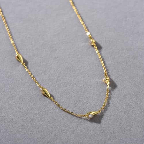 Collier zircon goutte d'eau à offrir pour marquer un moment unique - 4