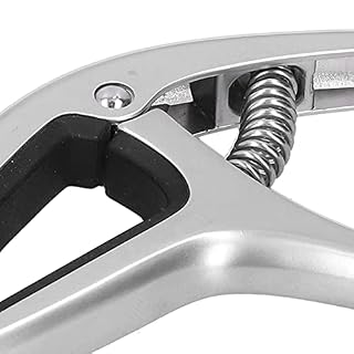 Capo de guitare pour basse ukulélé violon guitares acoustiques et électriques(Argent) - Les Beatles, Paul McCartney, John Lennon, RIngo Starr, George Harrison Capo de guitare pour basse ukulélé violon guitares acoustiques et électriques(Argent) – Image 7