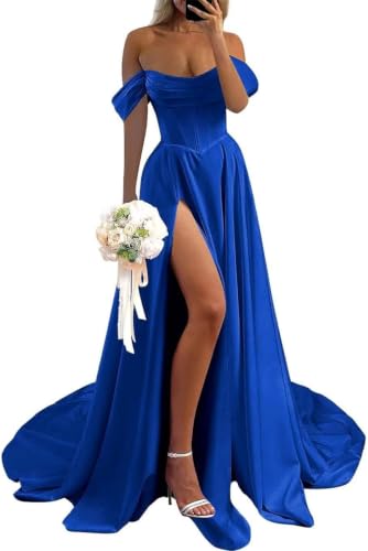 Robe de mariée en satin fluide pour un mariage chic et des fiançailles