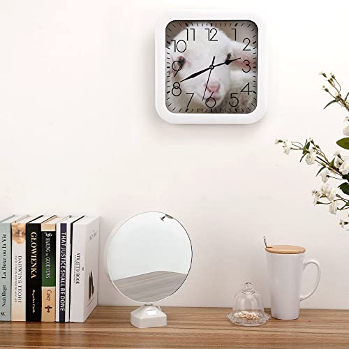 Pendule murale silencieuse mouton blanc de format carre 26x26cm au design moderne