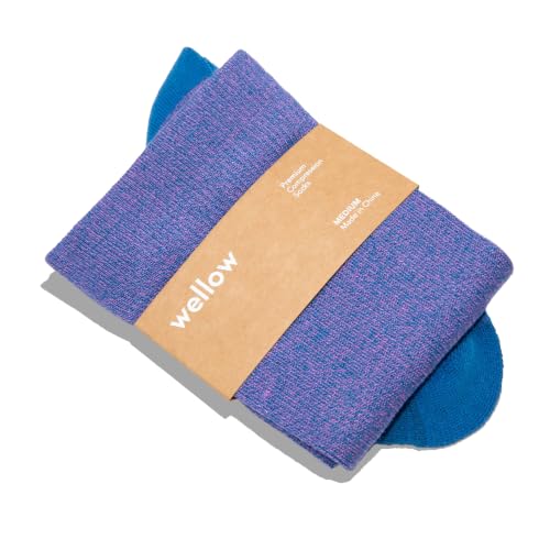 Image of Wellow Knee High Compression Socks for Men & Women, 18-25 mmHg