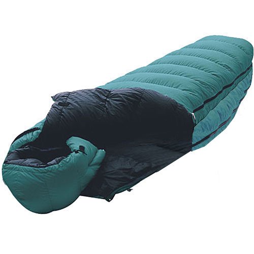 TAIGA Thousand-One Nights 800+ Fillpower European Goosedown Sleeping Bag (Choices: -11°C/12.2°F or -18°C/-0.4°F), Barrel Style, Green, Including Stuffsack, German Designed, Made in Canada