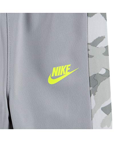 Nike Boy`s Therma Dri Fit Jacket & Pants 2 Piece Set (Light Grey(76H109-G6U)/Volt, 4)4