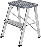 Taburete Plegable Escalera Aluminio 2 peldaños de Tijera Super Resistente hasta 150Kg Acero y alumino Antideslizante Altura de Trabajo hasta 245cm (2 Peldaños)