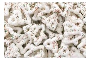 Festive Bites: Chocolate Frosted Christmas Tree Pretzels
