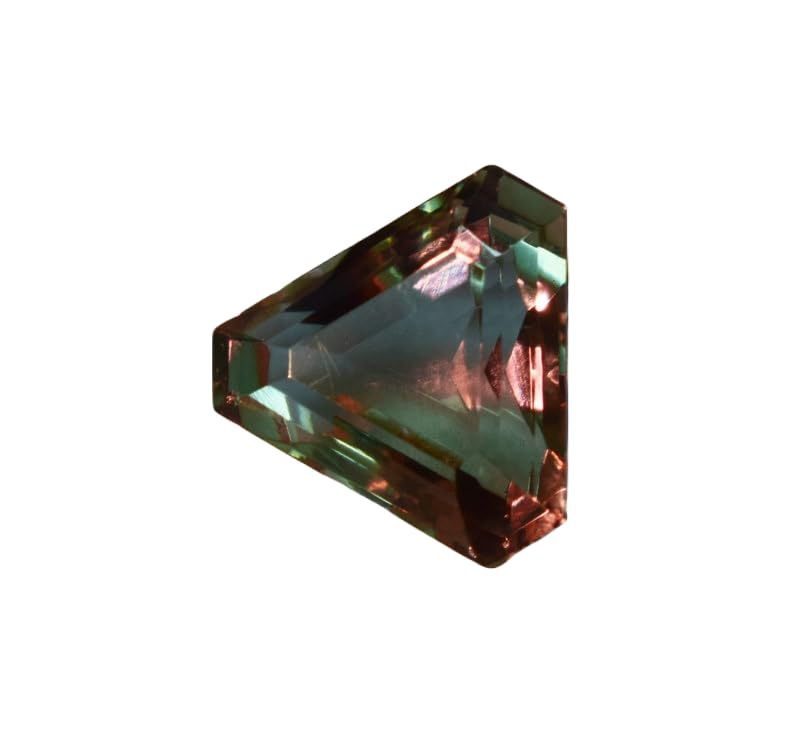 Alexandrite naturelle taillée en vrac pour créer un pendentif unique