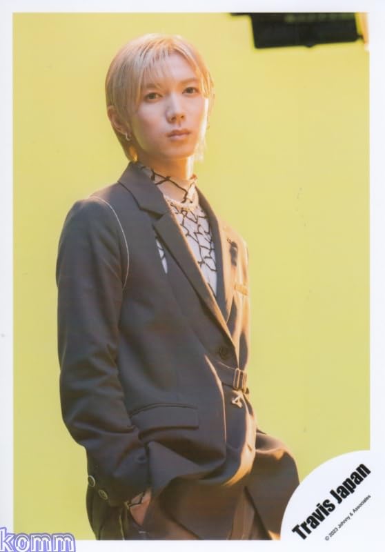 Amazon.co.jp: Travis Japan 公式 生 写真（七五三掛龍也）TJ00532