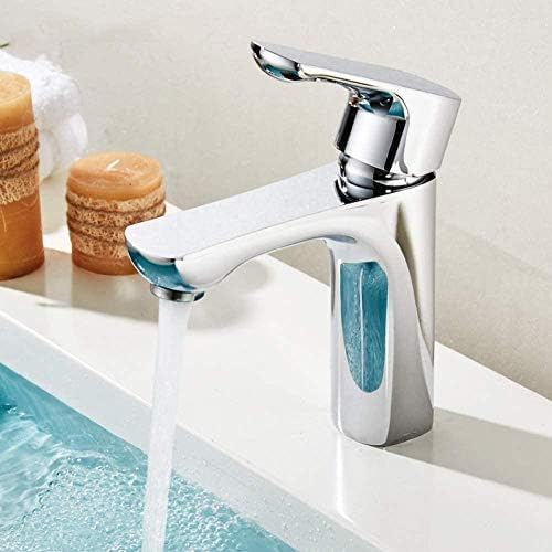 Robinet à cascade en laiton chic pour lavabo de salle de bain design